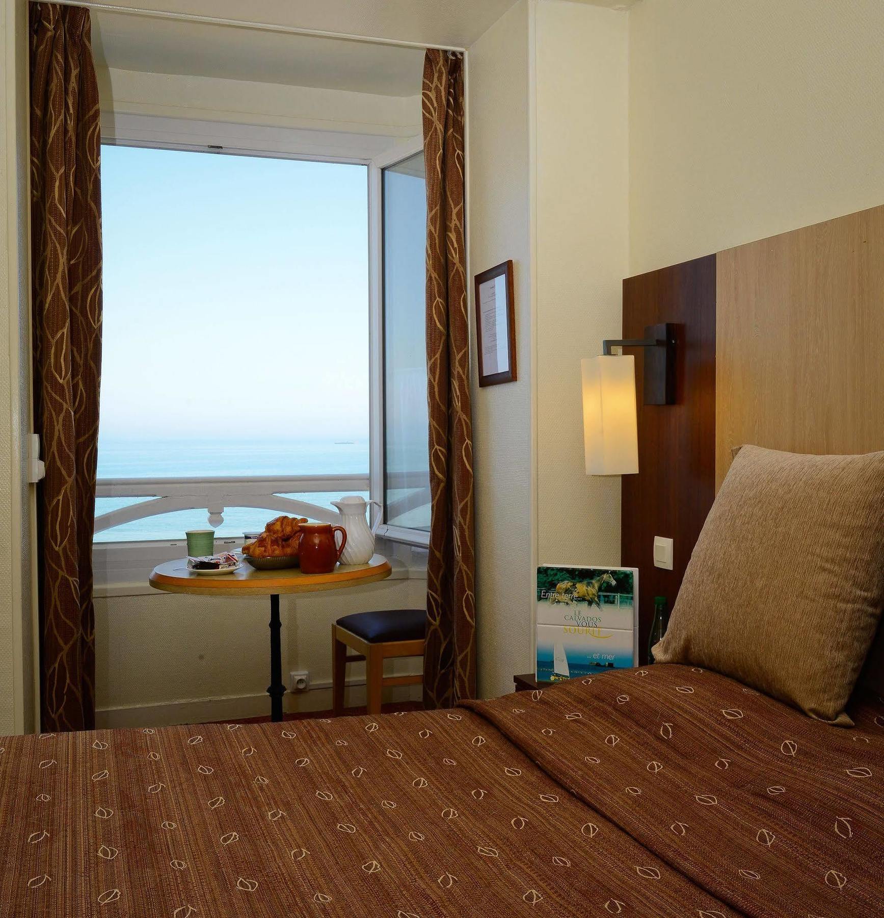De Normandie Hotel Arromanches-les-Bains